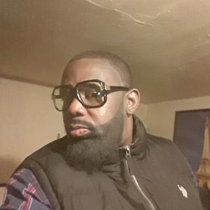 Meet your Posher, Kurtis